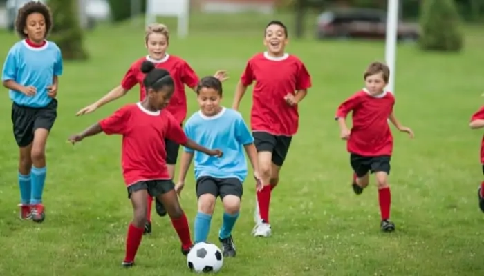 kids playing sports