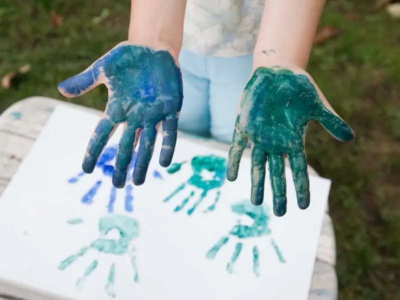 painted hands