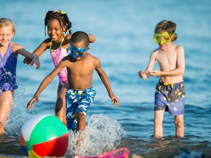 kids party on beach